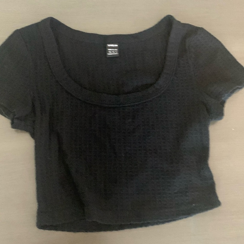 Xs black crop top